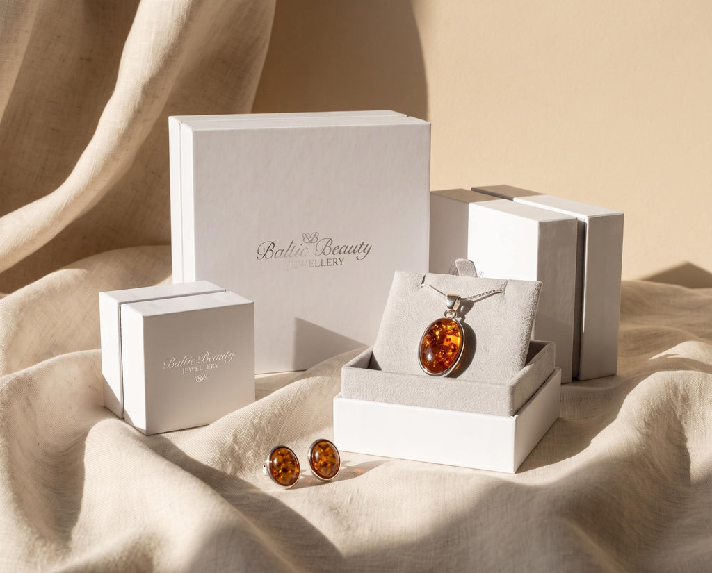 Amber ELEMENT Pendant Necklace